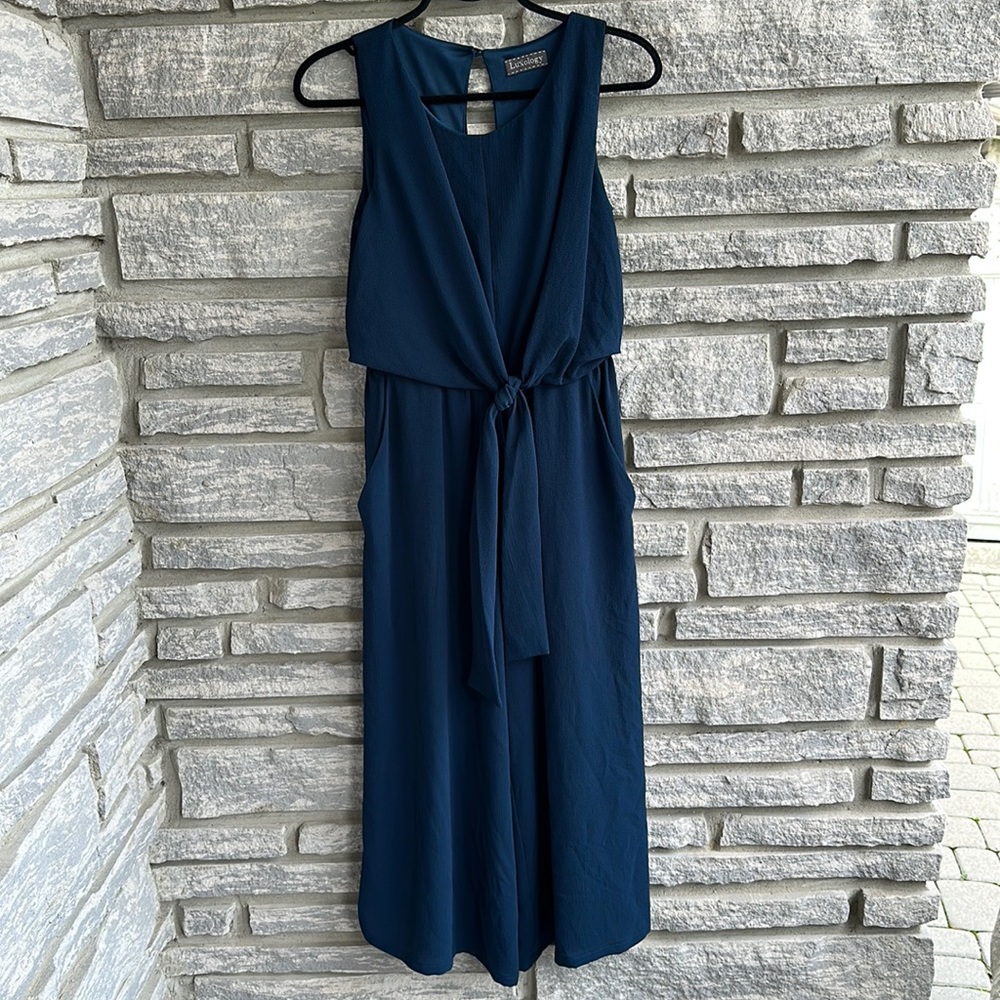 Sleeveless Scoop Neck Adjustable Waist Tie Navy Jumpsuit